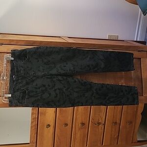 Joseph Ribkoff Black Textured Jeans